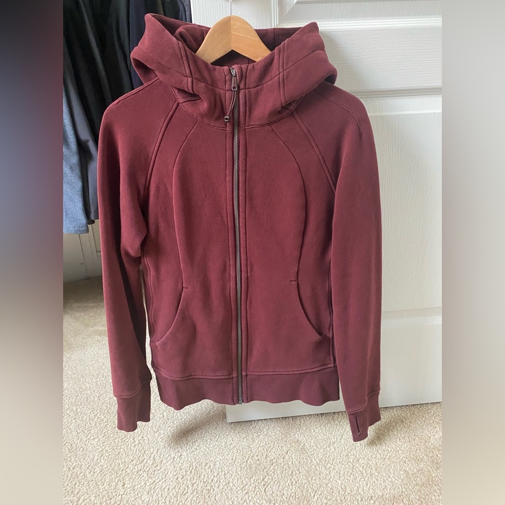 Gorgeous lululemon scuba hoodie